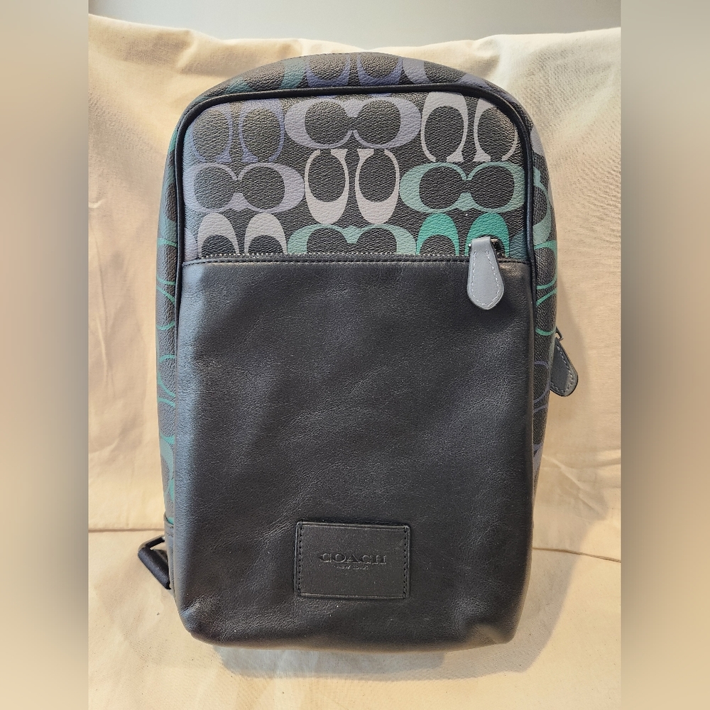 COACH SLING BAG